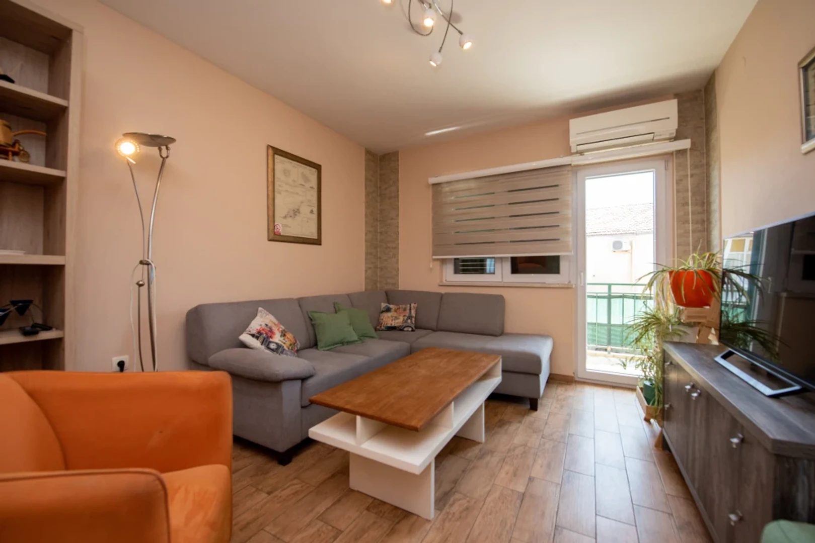Alojamiento con 3 habitaciones en Split
