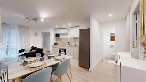 Habitación privada en 9 Rue de la Bourdonnais, 44100 Nantes, France, imagen 21 de 22