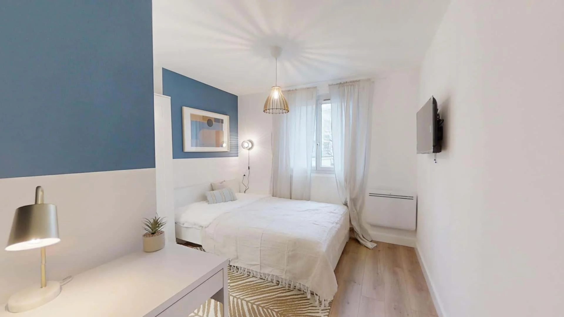 Habitación acogedora para estudiantes disponible en 