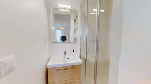 Stanza privata in 115 Rue Bonnat, 31400 Toulouse, France, immagine 1 di 10