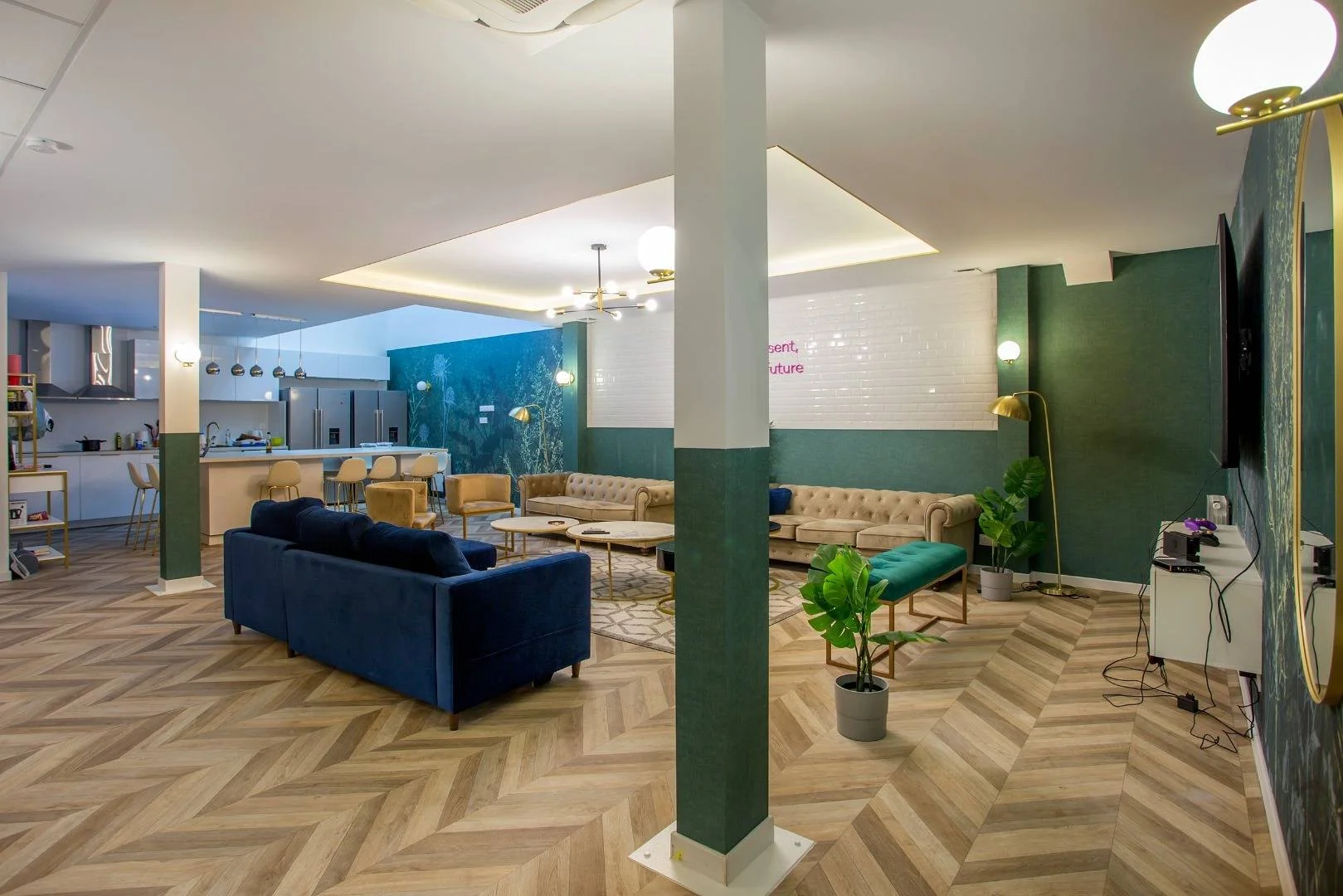 Chambre abordable pour les étudiants avec un bon éclairage dans 