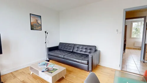 Quarto privado em Rue de l'Industrie, , imagem 1 de 10