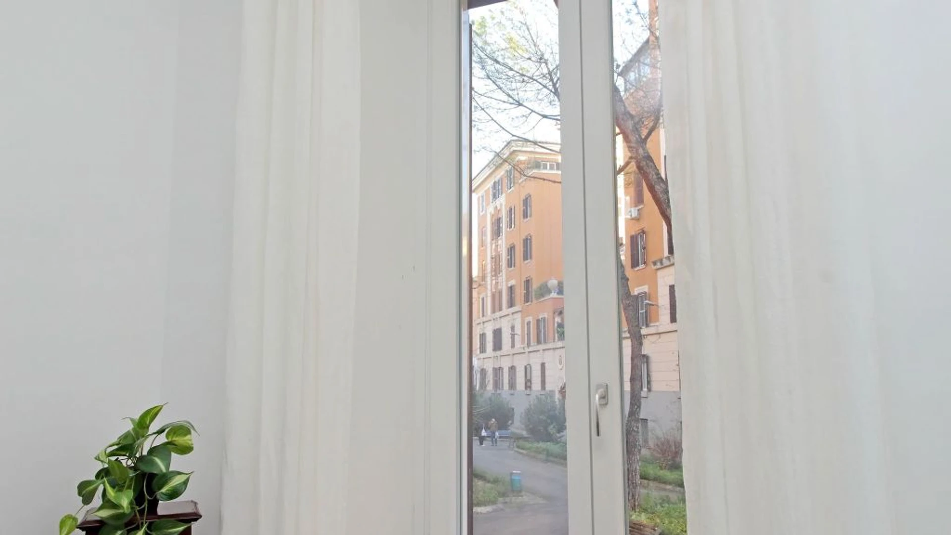 Logement avec 3 chambres à Rome
