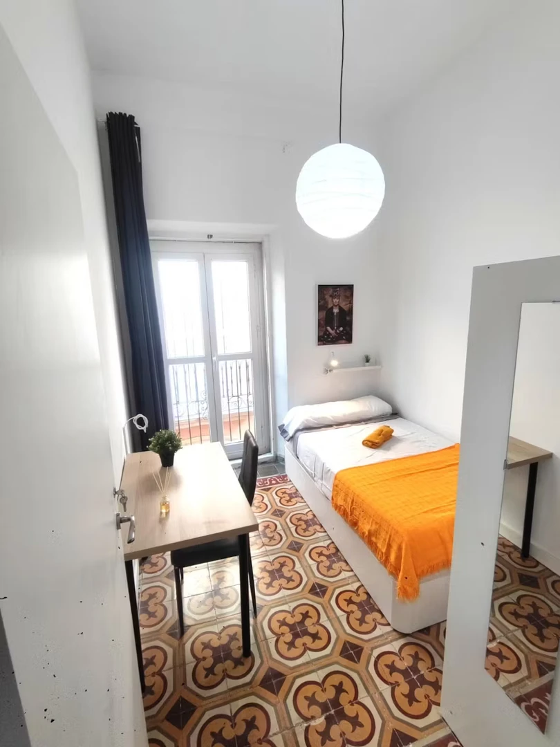 Zimmer mit Doppelbett zu vermieten Almería
