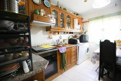 Quarto privado em Praceta João XXI, imagem 10 de 21