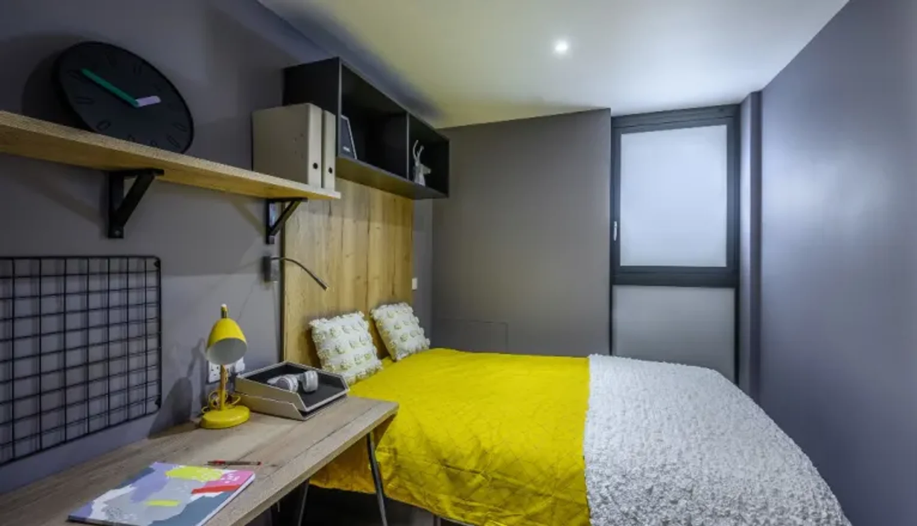 Apartamento totalmente mobilado em Stirling