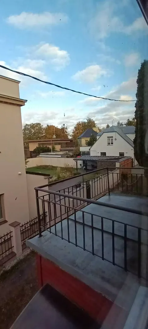 Öğrenciler için rahat oda  bölgesinde mevcut