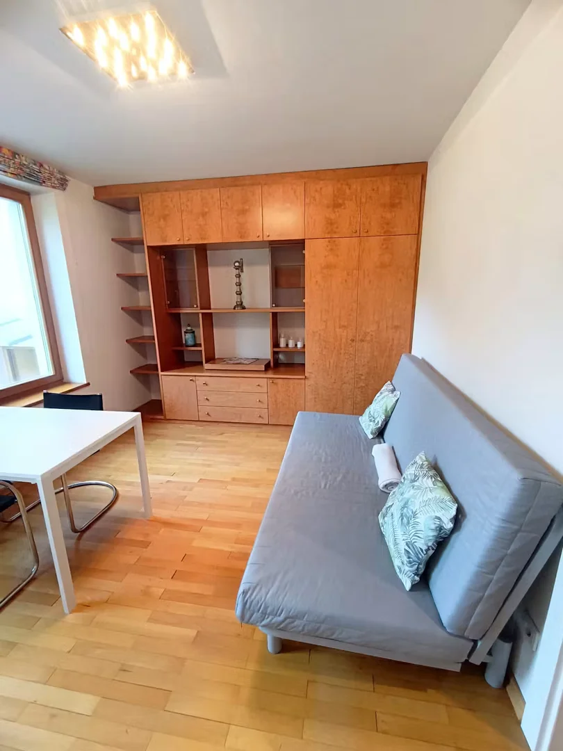 Chambre à louer dans un appartement d'étudiant à , entièrement meublée