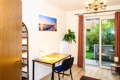 Habitación privada en Wurzerstraße, Godesberg-Villenviertel, imagen 3 de 10