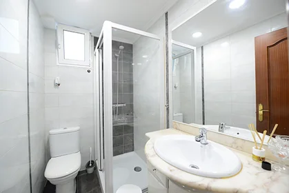 Stanza privata in Cocherito de Bilbao Kalea, Santutxu, immagine 9 di 10