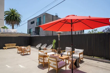 Stanza privata in Mariposa Avenue, East Hollywood, immagine 2 di 10