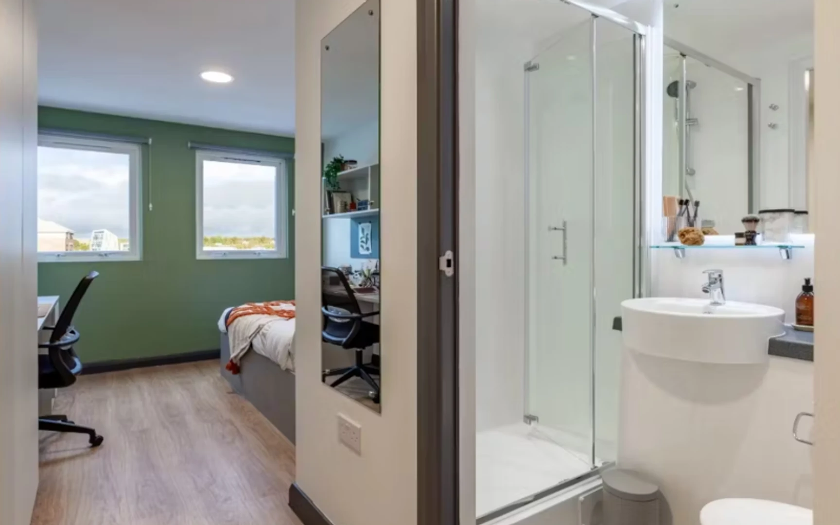 Zimmer mit Doppelbett zu vermieten Bath