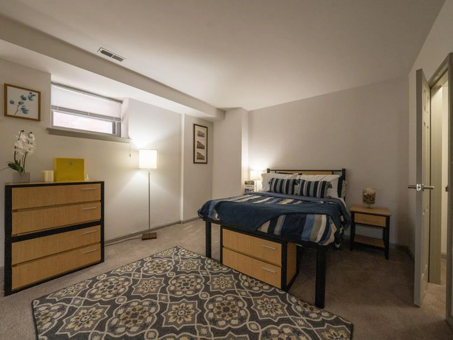 Two bedroom accommodation in Philadelphia