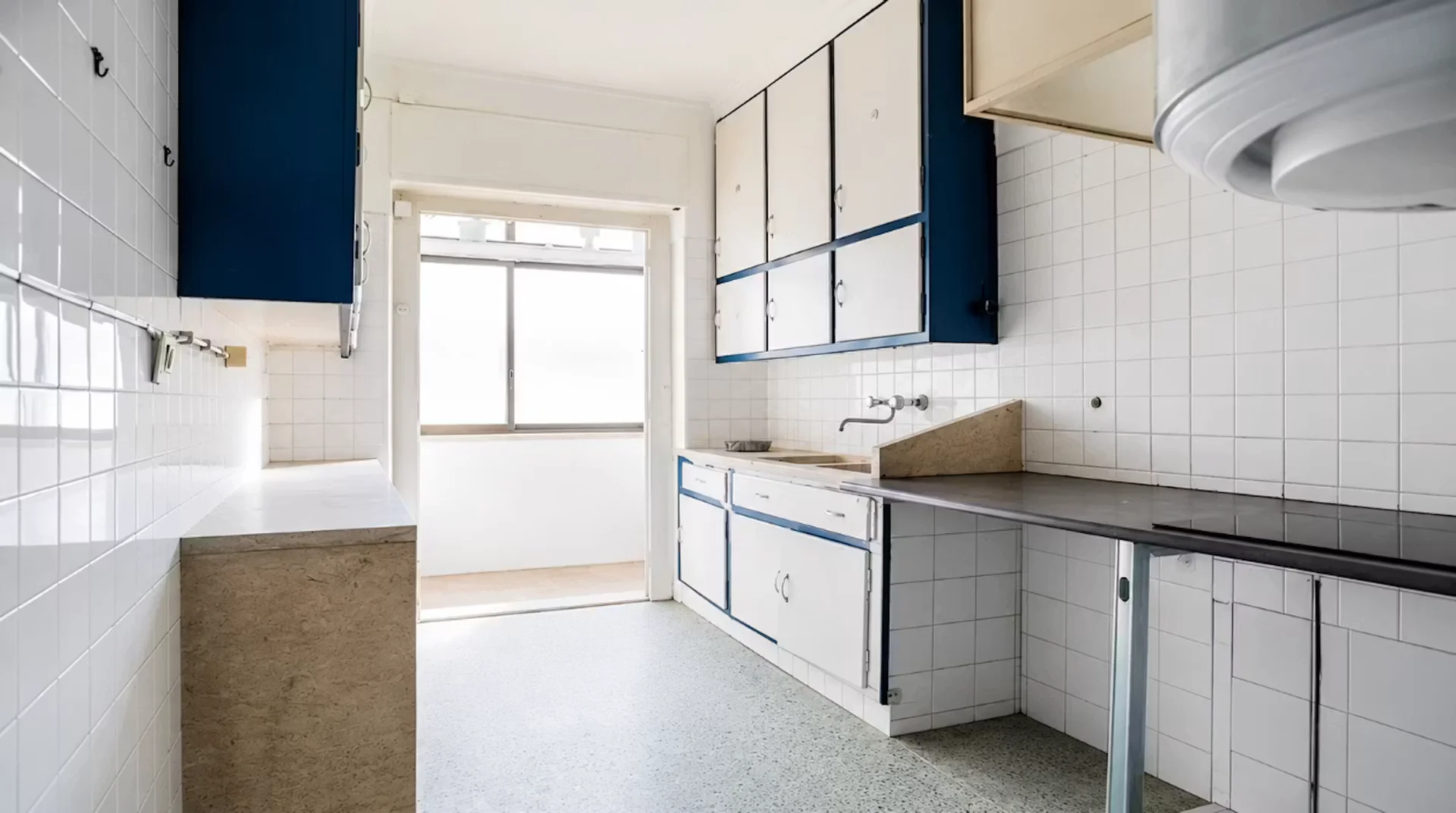 Quarto para alugar em apartamento de estudantes em , totalmente mobilado