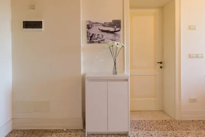 Entire apartment at Via Terraglio, Marocco, image 7 of 10