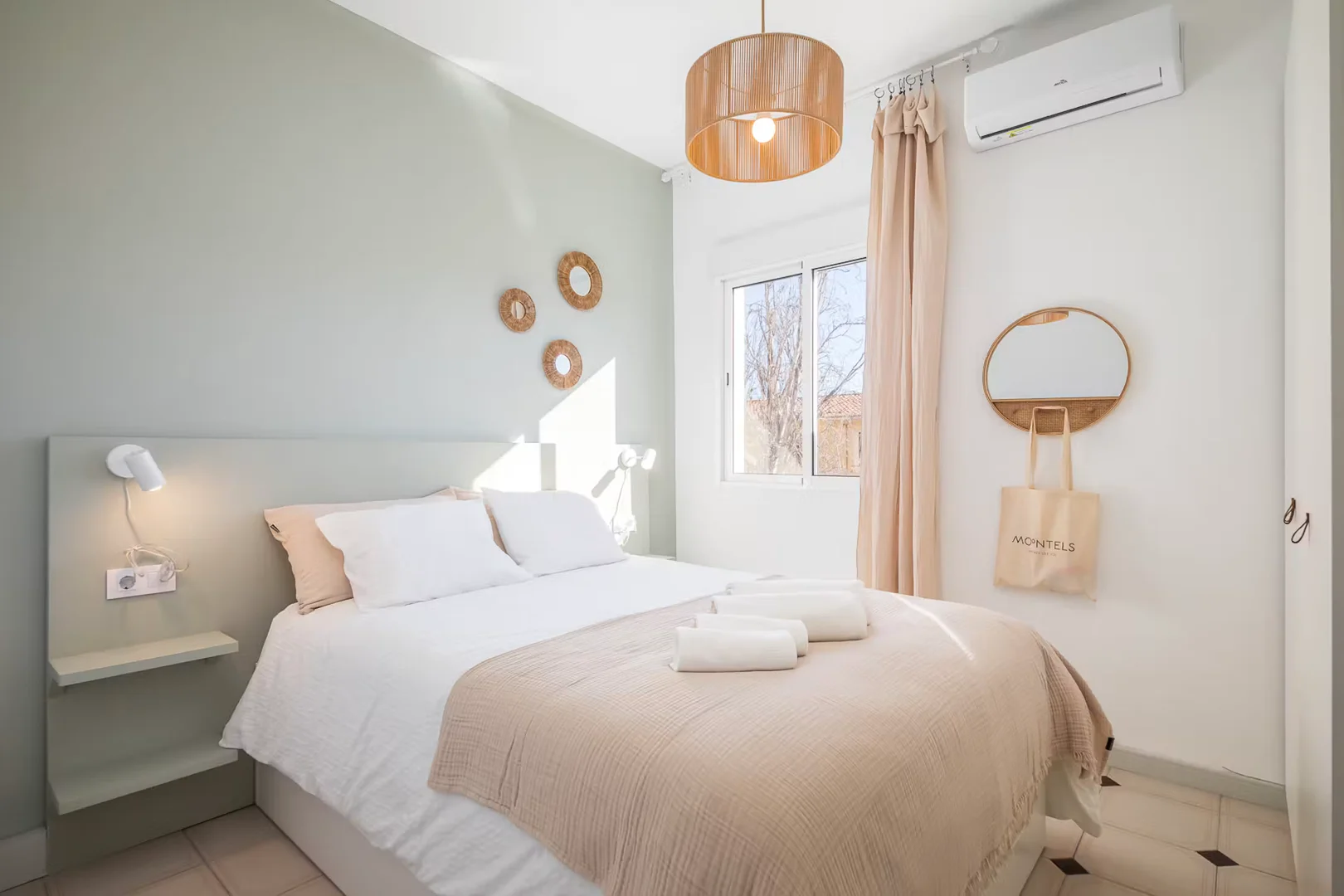 Quarto para alugar em apartamento de estudantes em , totalmente mobilado