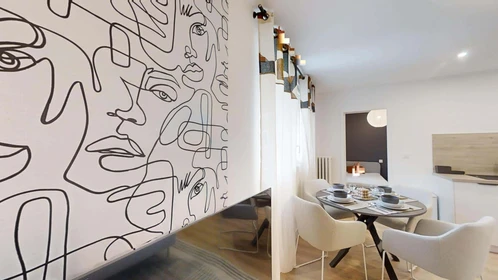 Privatzimmer in der 4 Cr Saint-Laud, 49100 Angers, France, bild 16 von 19