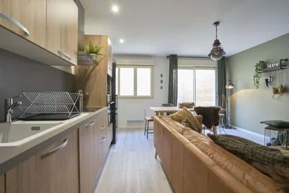 Habitación privada en 15 Cr Lepagnol, 51100 Reims, France, imagen 13 de 18