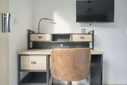 Habitación privada en 15 Cr Lepagnol, 51100 Reims, France, imagen 6 de 18