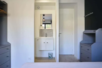 Privatzimmer in der Rue des Jardiniers, 54000 Nancy, France, bild 4 von 19