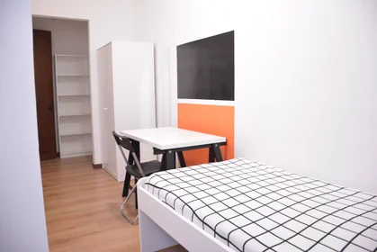 Habitación privada en Via Tigellio, Stampace, imagen 2 de 10