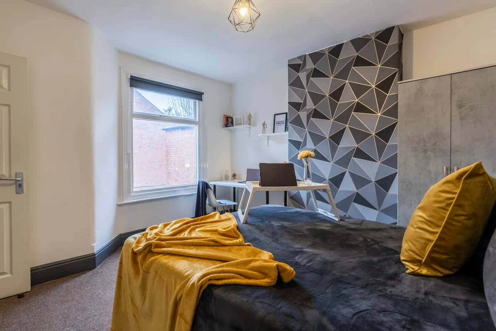 Moderne und helle Wohnung in Leicester
