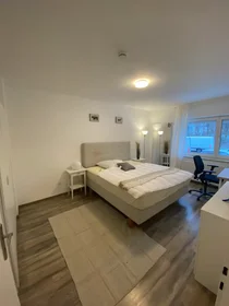 Özel oda konumu Colmarer Straße, Thalkirchen, 1 8 görüntüsü