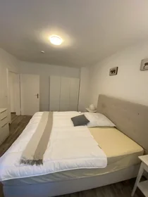 Chambre privée à Colmarer Straße, Thalkirchen, image 2 de 8