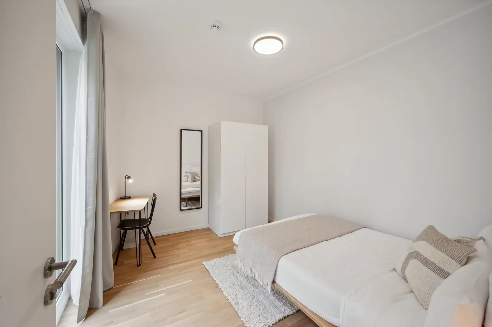 Chambre d'étudiant économique avec emplacement pratique dans