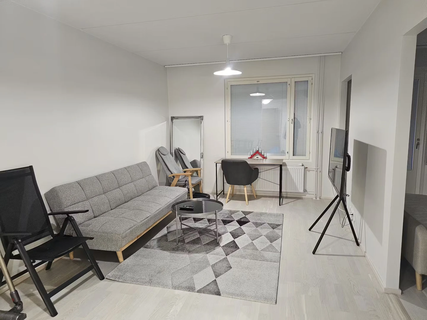 W pełni umeblowane mieszkanie w Espoo