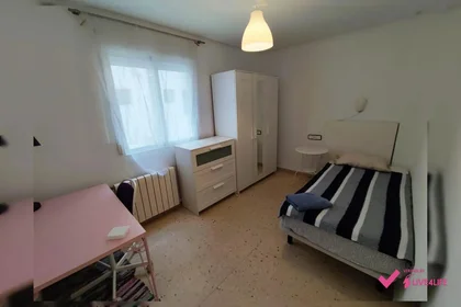 Shared room at Avenida Eloy Espinoza, 445, esc. 1 4º 31 5, image 28 of 28