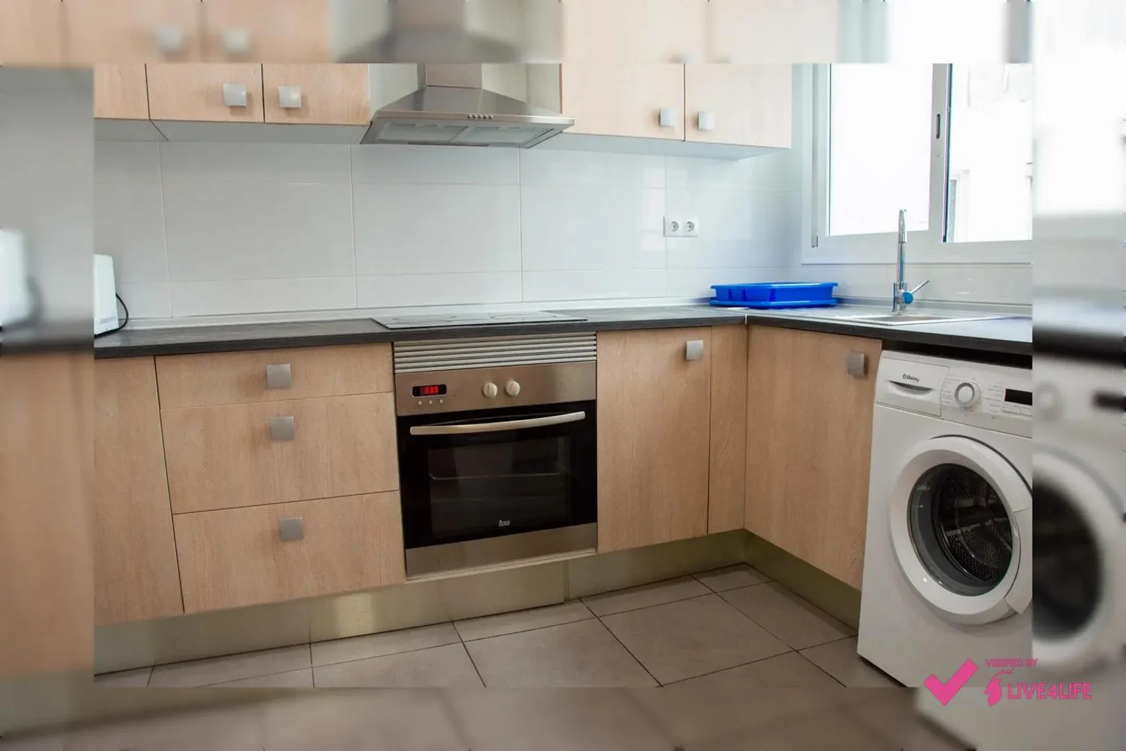 Quarto amigo do estudante em  com comodidades modernas