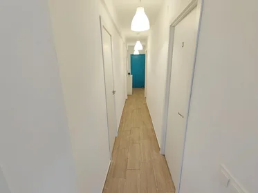 Mehrbettzimmer in der Calle de la Fusta, 10, 4º 13, bild 11 von 19