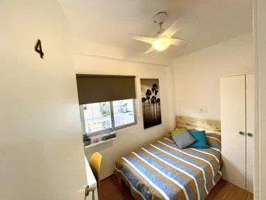 Mehrbettzimmer in der Calle de la Fusta, 10, 4º 13, bild 19 von 19