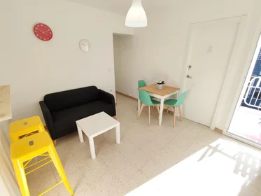 共享房间 在 Calle Doña María Manuela, 10, esc. 0 3º 3, 22的图像5
