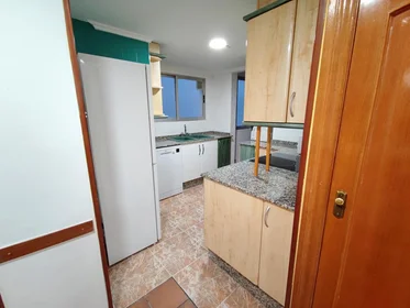 Shared room at Honduras, 9, 4º 7, image 7 of 37