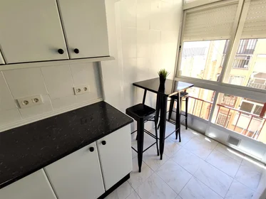 Stanza condivisa in Calle Mayor, 9, esc. 0 3º 4, immagine 23 di 42