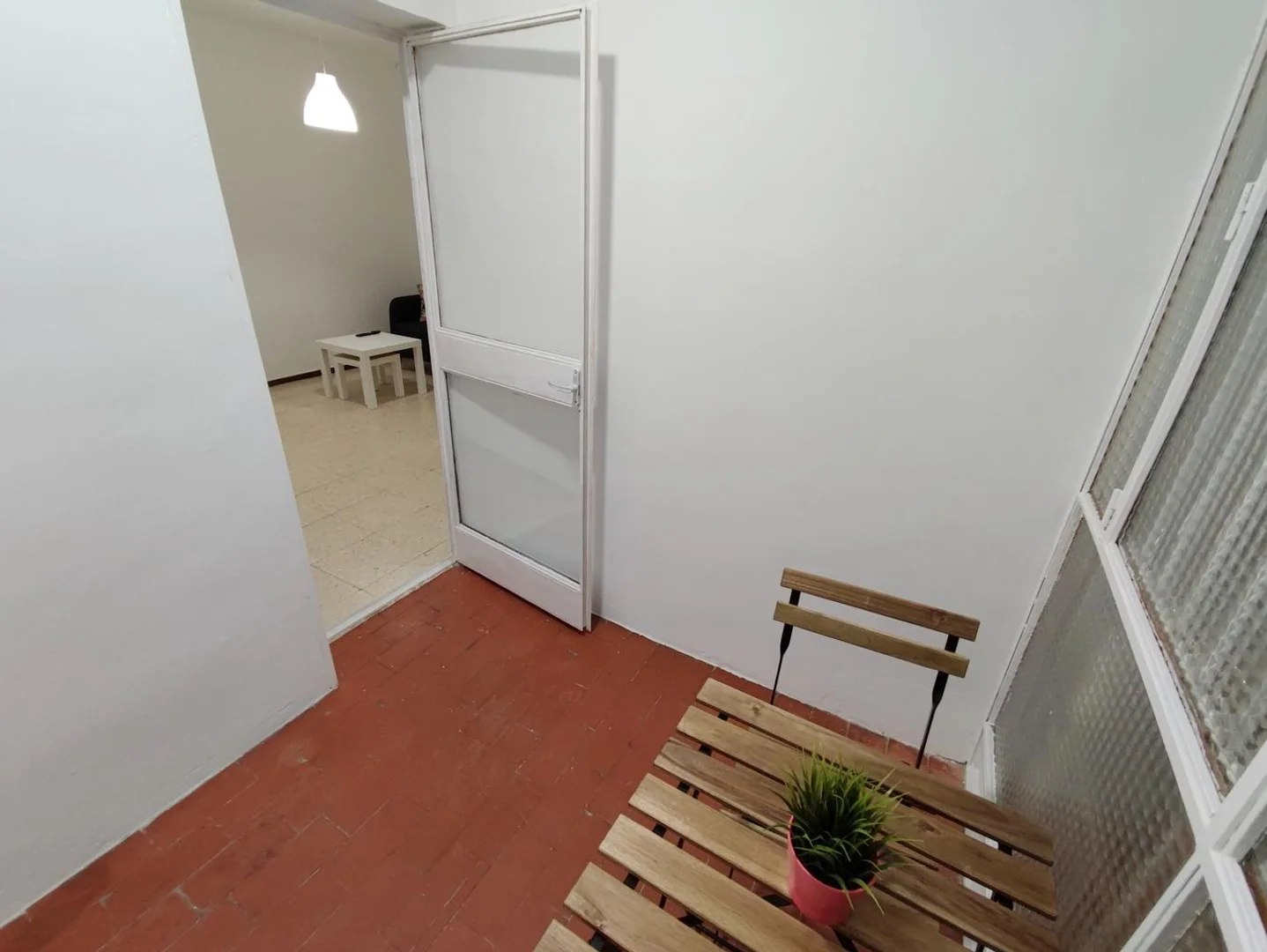 Camera per studenti economica con posizione comoda a 