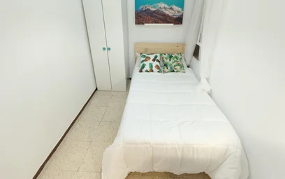Mehrbettzimmer in der Calle Mayor, 1, esc. 0 2º 2, bild 6 von 26