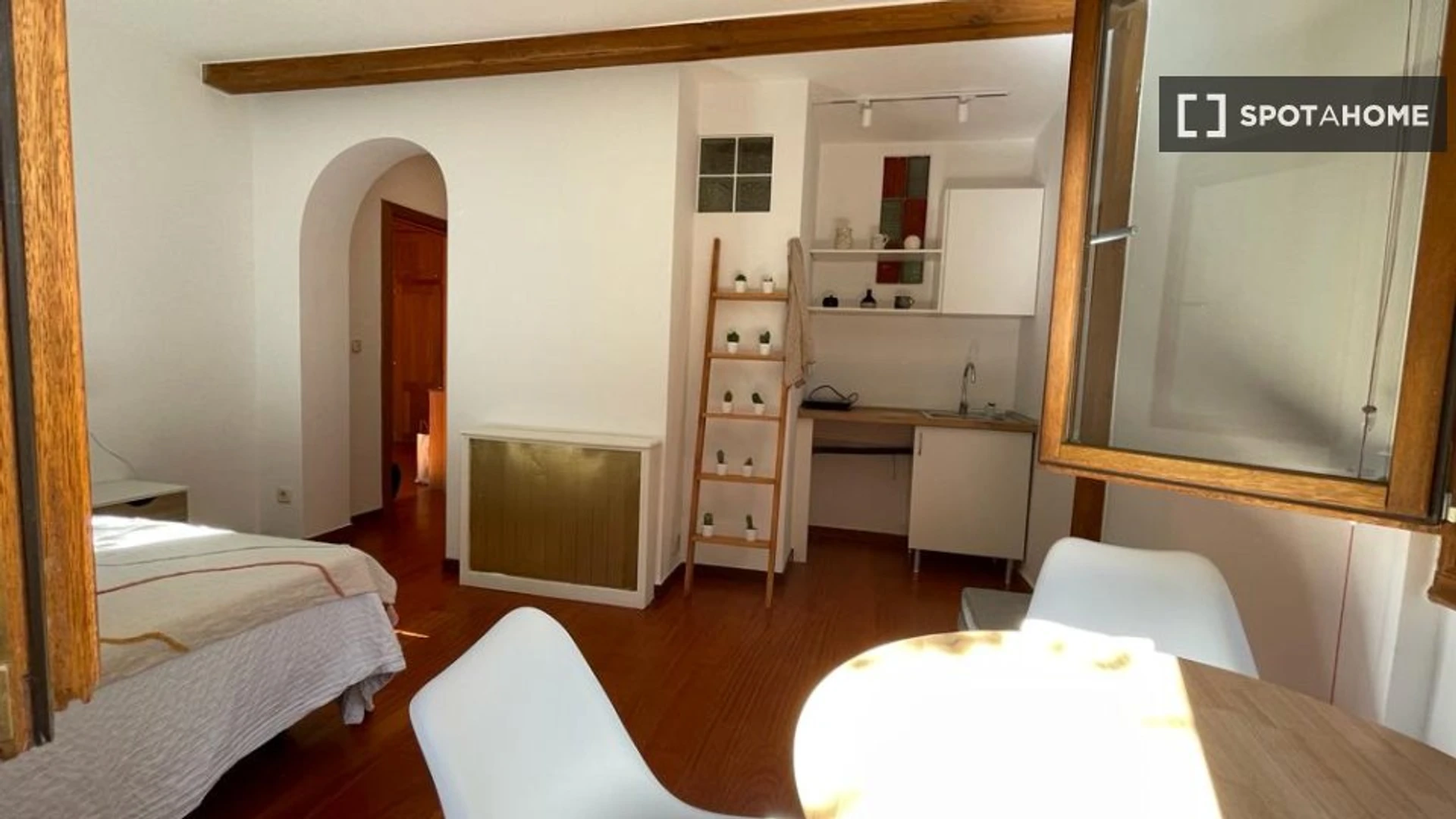 Stylowe mieszkanie typu studio w Boadilla Del Monte