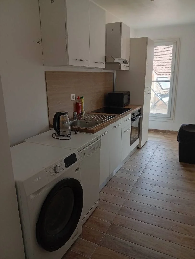 Budget-friendly student room close to campus in 