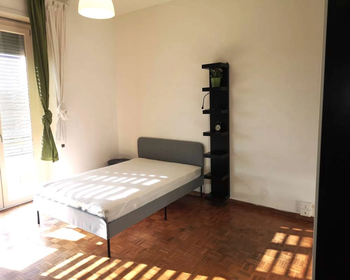 Habitación en alquiler con cama doble Bolonia