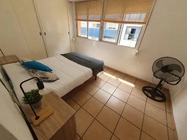 Chambre partagée à Carrer l'Illa, 10, 2º 5 2, image 6 de 49