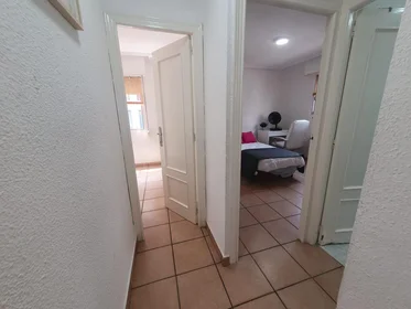 Chambre partagée à Carrer l'Illa, 10, 2º 5 1, image 13 de 19