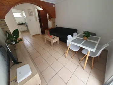 Chambre partagée à Carrer l'Illa, 10, 2º 5 1, image 7 de 19