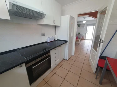 Chambre partagée à Carrer l'Illa, 10, 2º 5 1, image 9 de 19