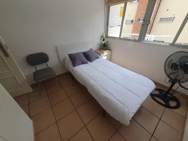 Chambre partagée à Carrer l'Illa, 10, 2º 5 1, image 10 de 19