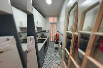 Paylaşımlı oda konumu Calle de Fernández de los Ríos, 36, esc. 0 0º 0, 34 35 görüntüsü