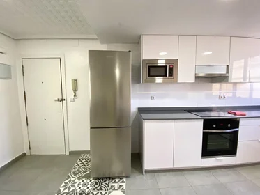 Quarto compartilhado em Ramon Castilla, 265, esc. 0 0º 1 3, imagem 5 de 25