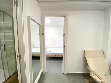 Quarto compartilhado em Ramon Castilla, 265, esc. 0 0º 1 3, imagem 7 de 25